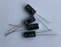 Radial electrolytic capacitor 100uF 100V 85 ° C D10xL20 low ESR (LXV) - Radial electrolytic capacitor 100uF 100V 85  C D10xL20 low ESR (LXV) ~ Nichicon UVR2A101MPD ~ CORNELL DUBILIER SK101M100ST